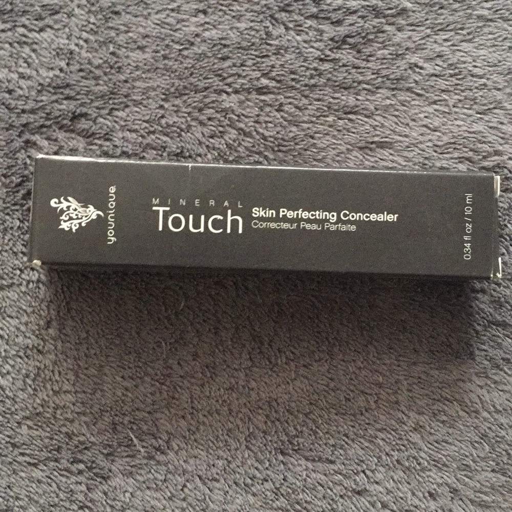 Concealer - Picture 2 of 2